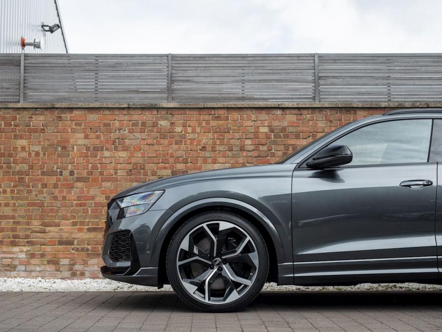 Детали экстерьера Audi RS Q8 Vorsprung 2020 года  (UK) (фото 16 из 35)